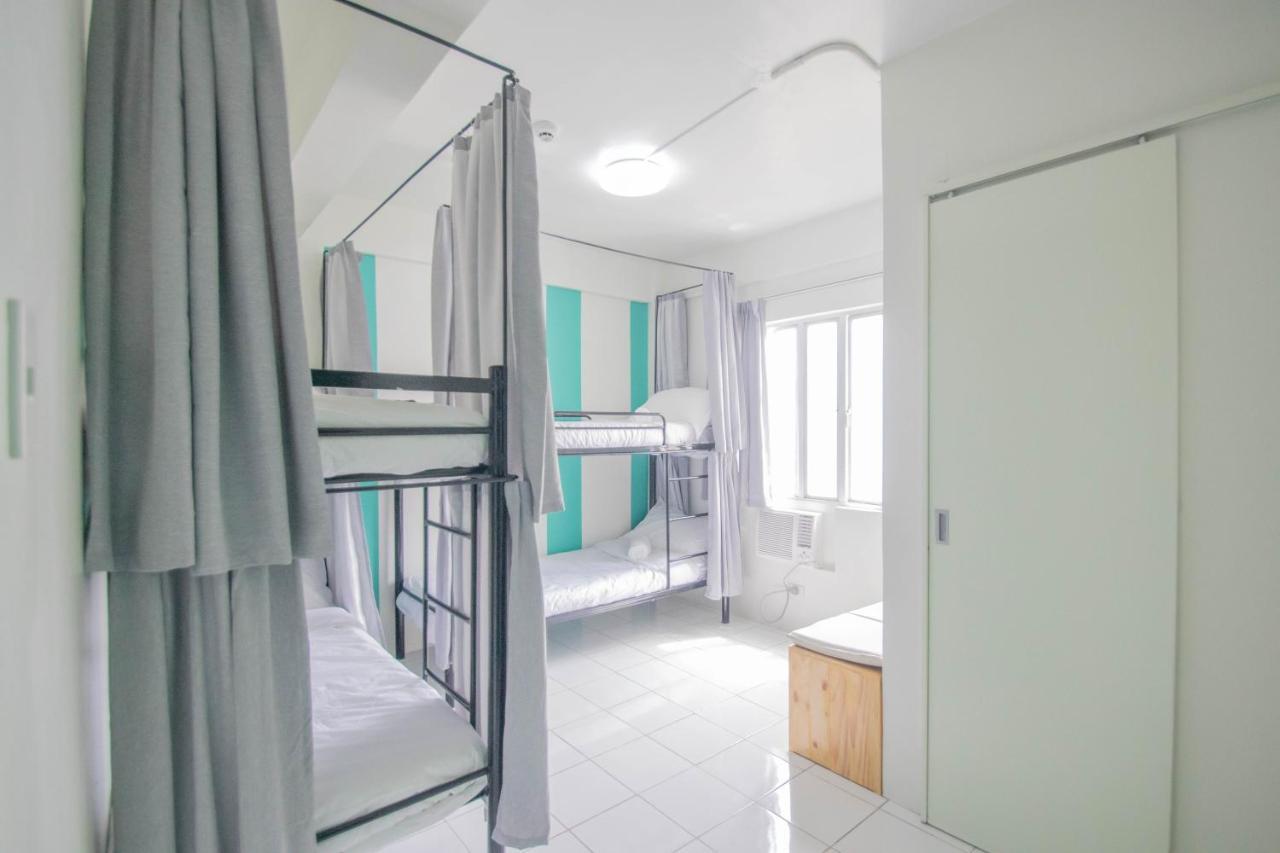 Innspired Hostel Ph In Makati, Metro Manila Makati City Exterior photo